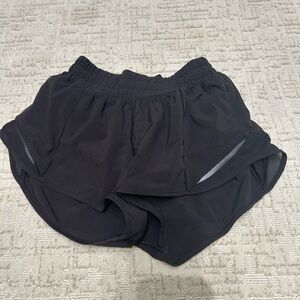 Lululemon Hotty Hot shorts